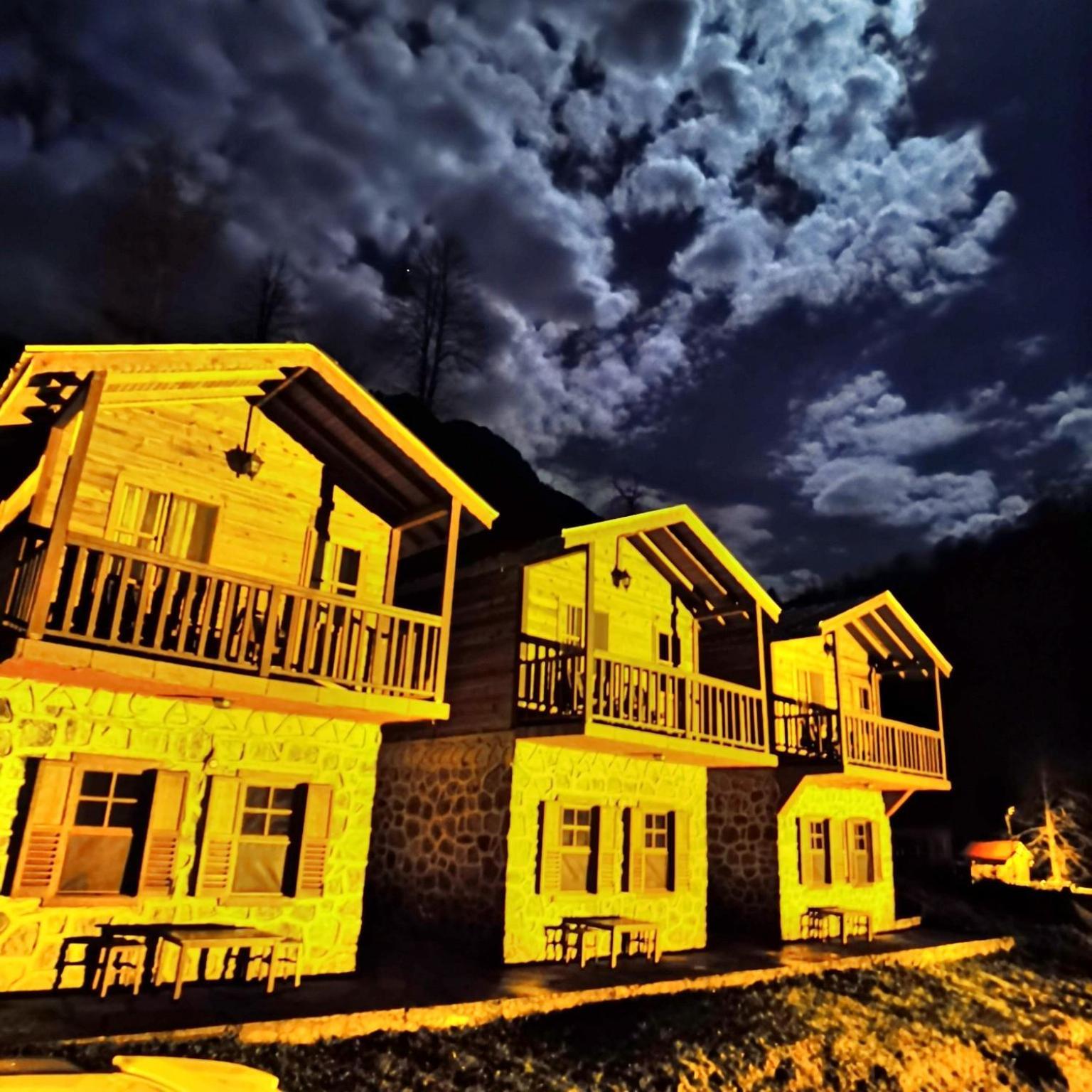 Mencuna Konaklari Arhavi Exterior foto